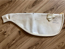 Load image into Gallery viewer, Armstrong Cut Bennett Sheepskin Pipe Bag